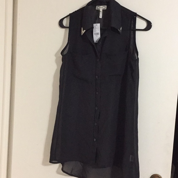 Kirra Tops - NWT Kira Black, Button Down Tank